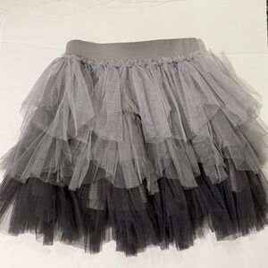 Elegant Gray Layered Tulle Skirt